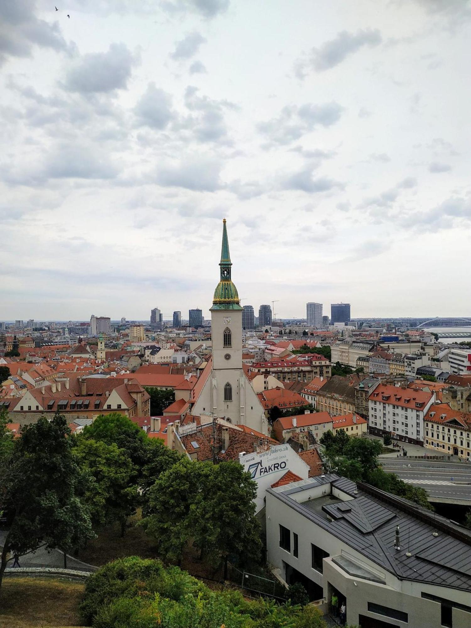 Extralarge Queen Room In The Heart Of Bratislava With Terrace Extérieur photo