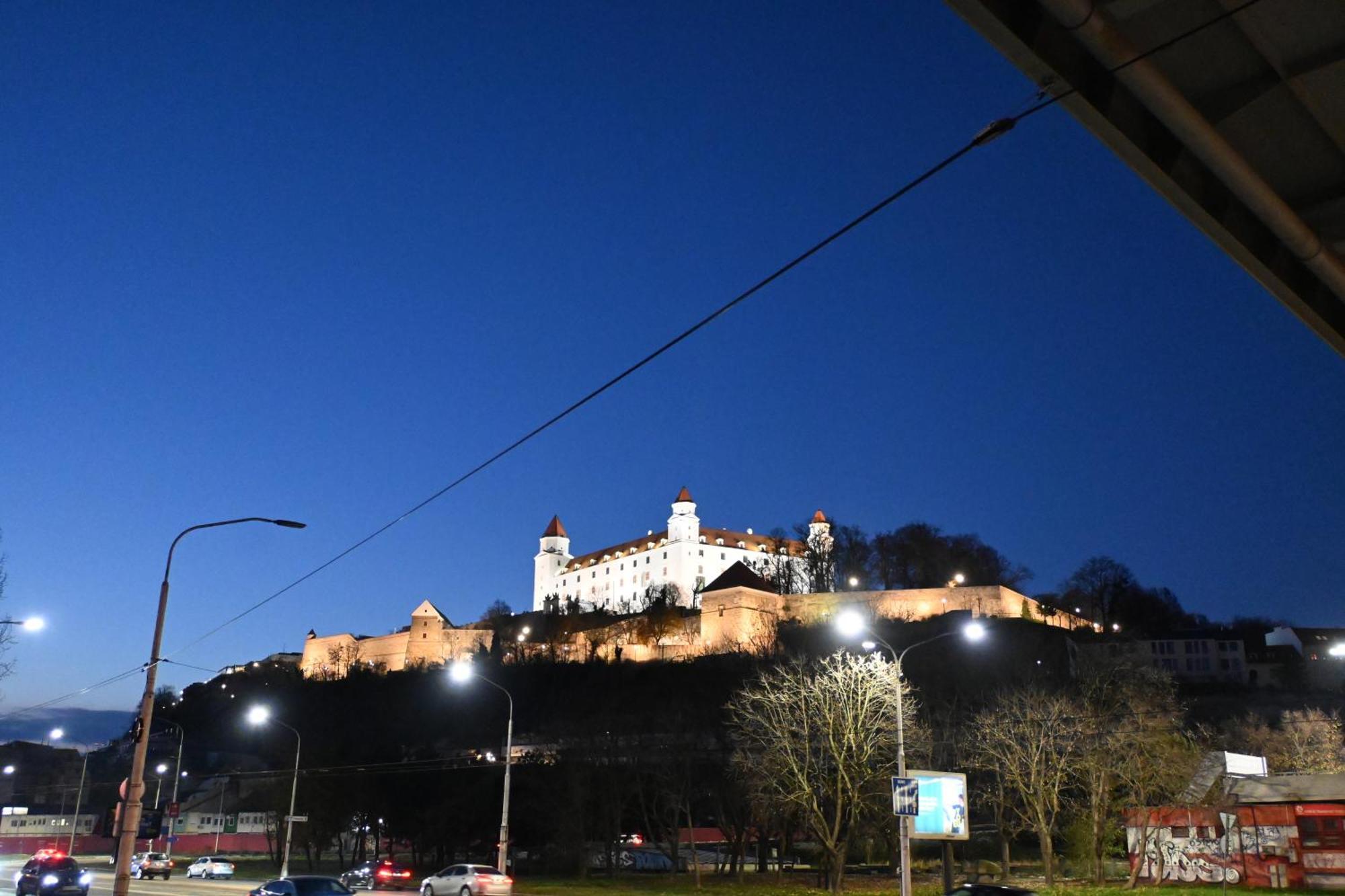 Extralarge Queen Room In The Heart Of Bratislava With Terrace Extérieur photo